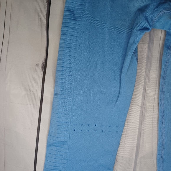 Gymshark Blue Leggings with Mesh Detail - Picture 13 of 15